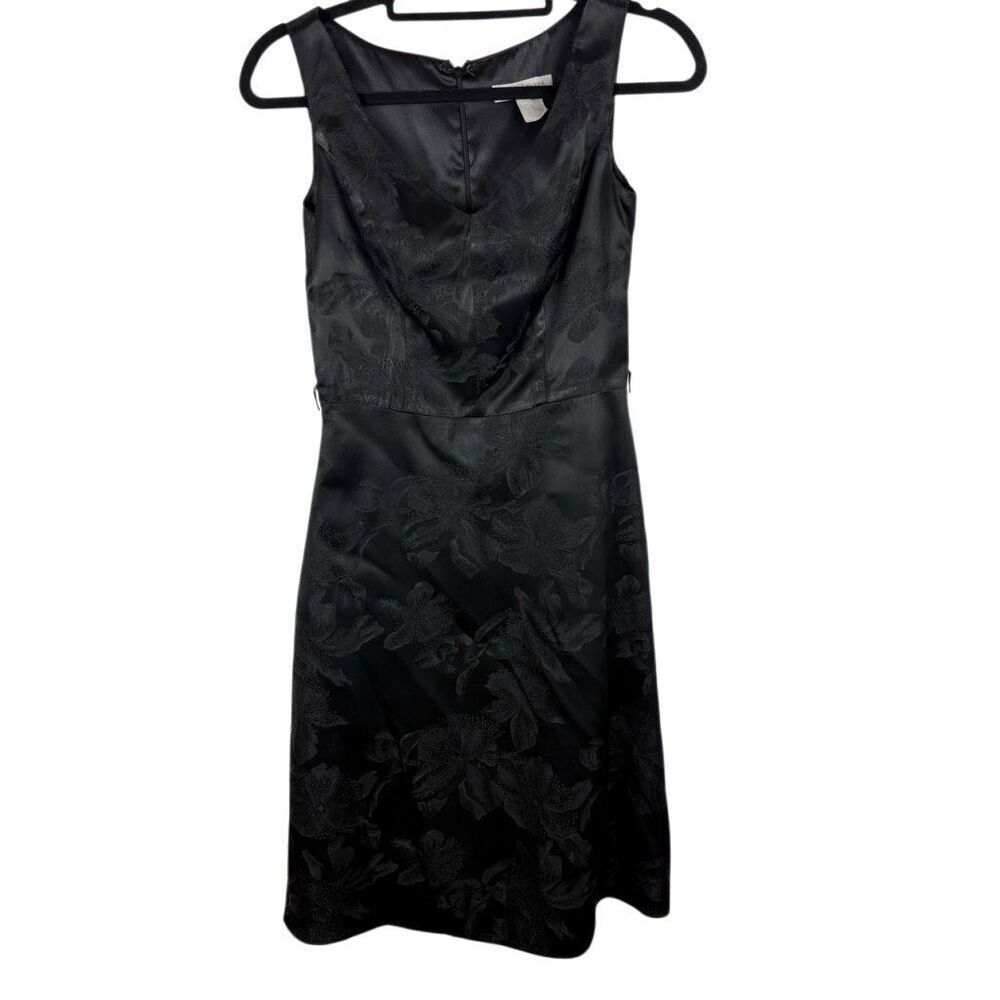White House Black Market black dress with floral design- size 2